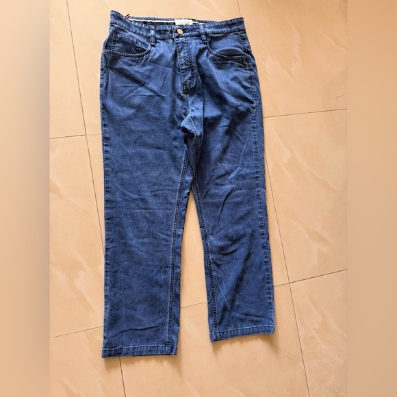 One In A Million" women's jeans, specifically the Legacy Contemporary fit. 32/33 - Picture 10 of 12